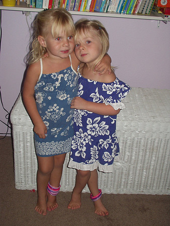 Avery & Jordan dress up 023