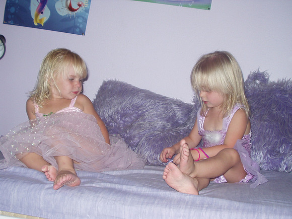 Avery & Jordan dress up 013