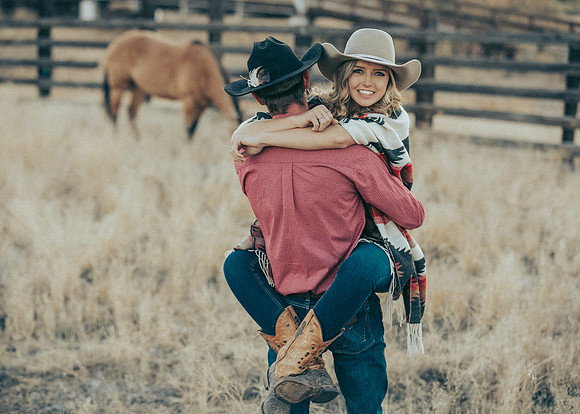 Equine, Cowboy, Unicorn & Little Cowfolk portrait photo shoot mt shasta northern california
