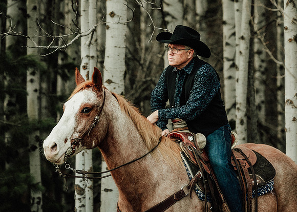 Equine, Cowboy, Unicorn & Little Cowfolk portrait photo shoot mt shasta northern california