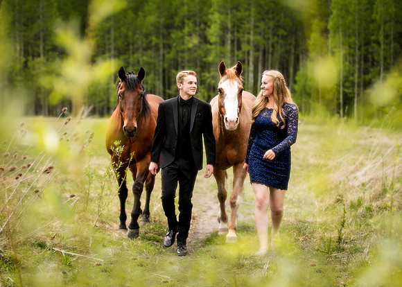 Equine, Cowboy, Unicorn & Little Cowfolk portrait photo shoot mt shasta northern california