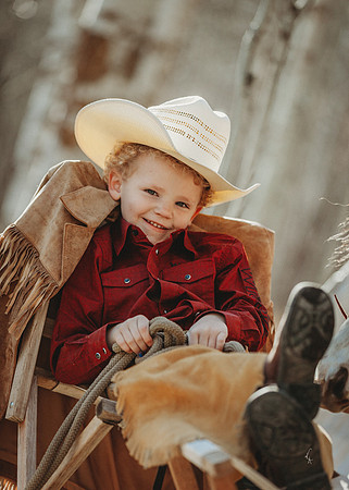 Equine, Cowboy, Unicorn & Little Cowfolk portrait photo shoot mt shasta northern california
