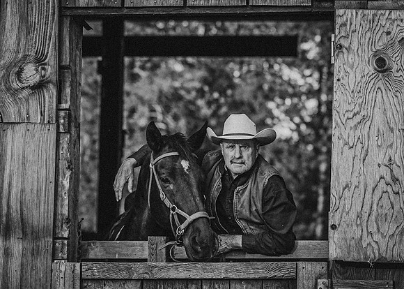 Equine, Cowboy, Unicorn & Little Cowfolk portrait photo shoot mt shasta northern california