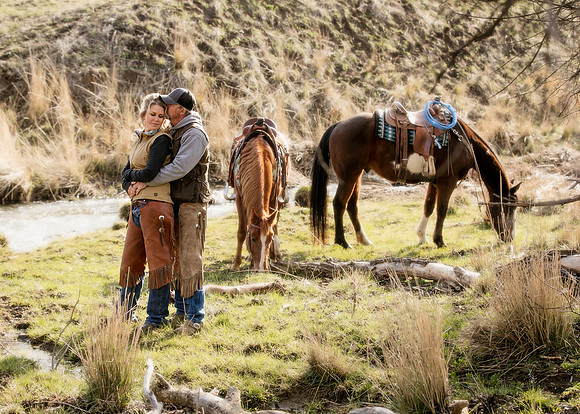 Equine, Cowboy, Unicorn & Little Cowfolk portrait photo shoot mt shasta northern california