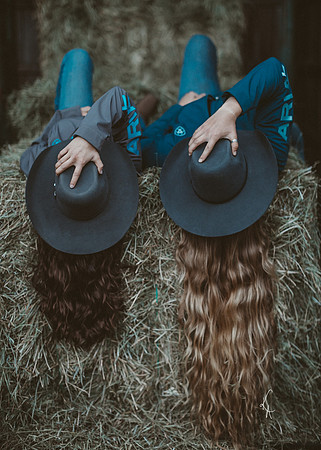 Equine, Cowboy, Unicorn & Little Cowfolk portrait photo shoot mt shasta northern california