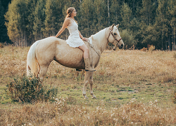 Equine, Cowboy, Unicorn & Little Cowfolk portrait photo shoot mt shasta northern california