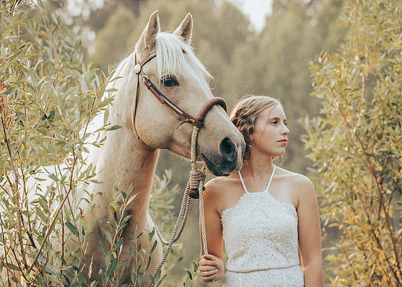 Equine, Cowboy, Unicorn & Little Cowfolk portrait photo shoot mt shasta northern california