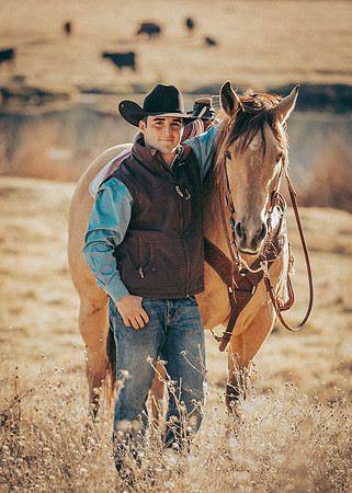 Equine, Cowboy, Unicorn & Little Cowfolk portrait photo shoot mt shasta northern california