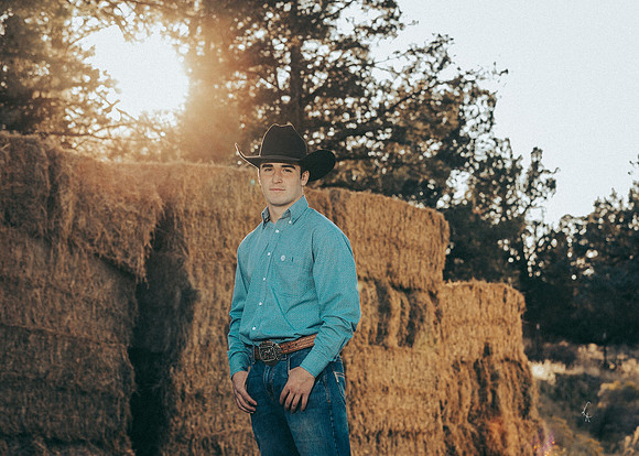 Equine, Cowboy, Unicorn & Little Cowfolk portrait photo shoot mt shasta northern california