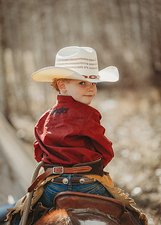 Equine, Cowboy, Unicorn & Little Cowfolk portrait photo shoot mt shasta northern california